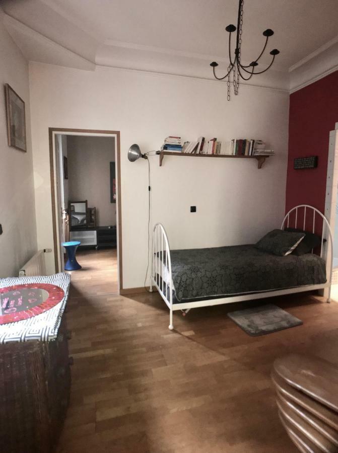 Cosy Rare 2 Bedroom Apartment Around A Private Garden نويي سور سين المظهر الخارجي الصورة