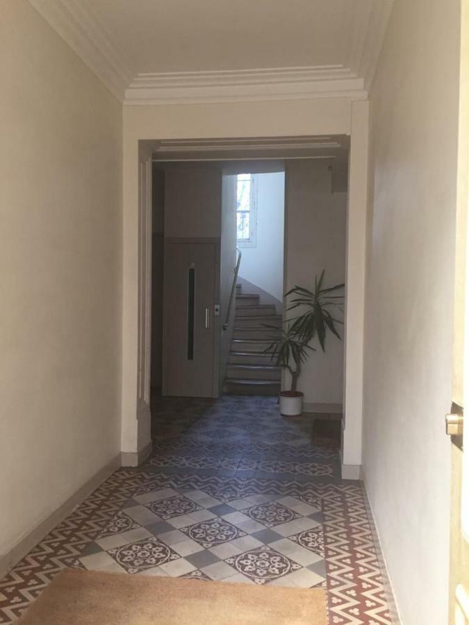 Cosy Rare 2 Bedroom Apartment Around A Private Garden نويي سور سين المظهر الخارجي الصورة